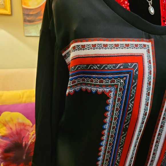 MNG Collection Top - Picture 5 of 9